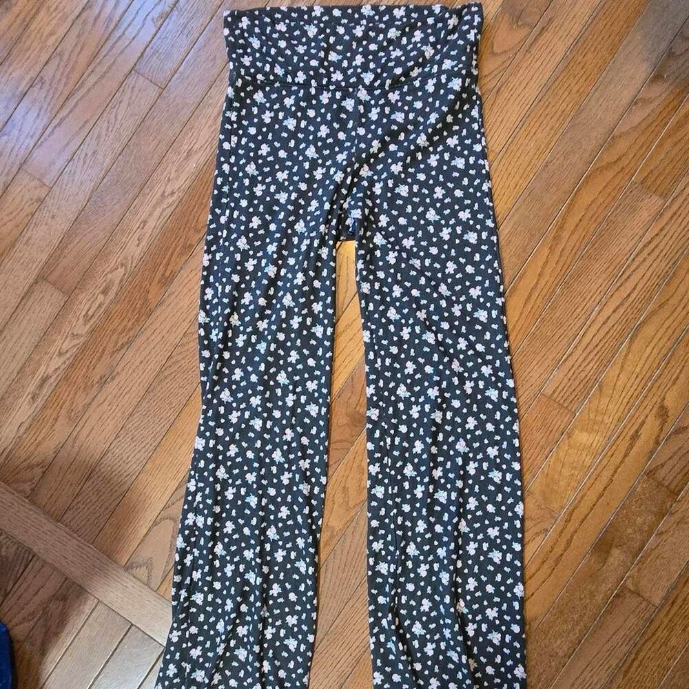 hollister womens sleep pants gray floral small.